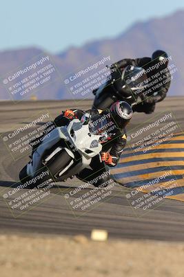 media/Dec-10-2023-SoCal Trackdays (Sun) [[0ce70f5433]]/Turn 12 (2pm)/